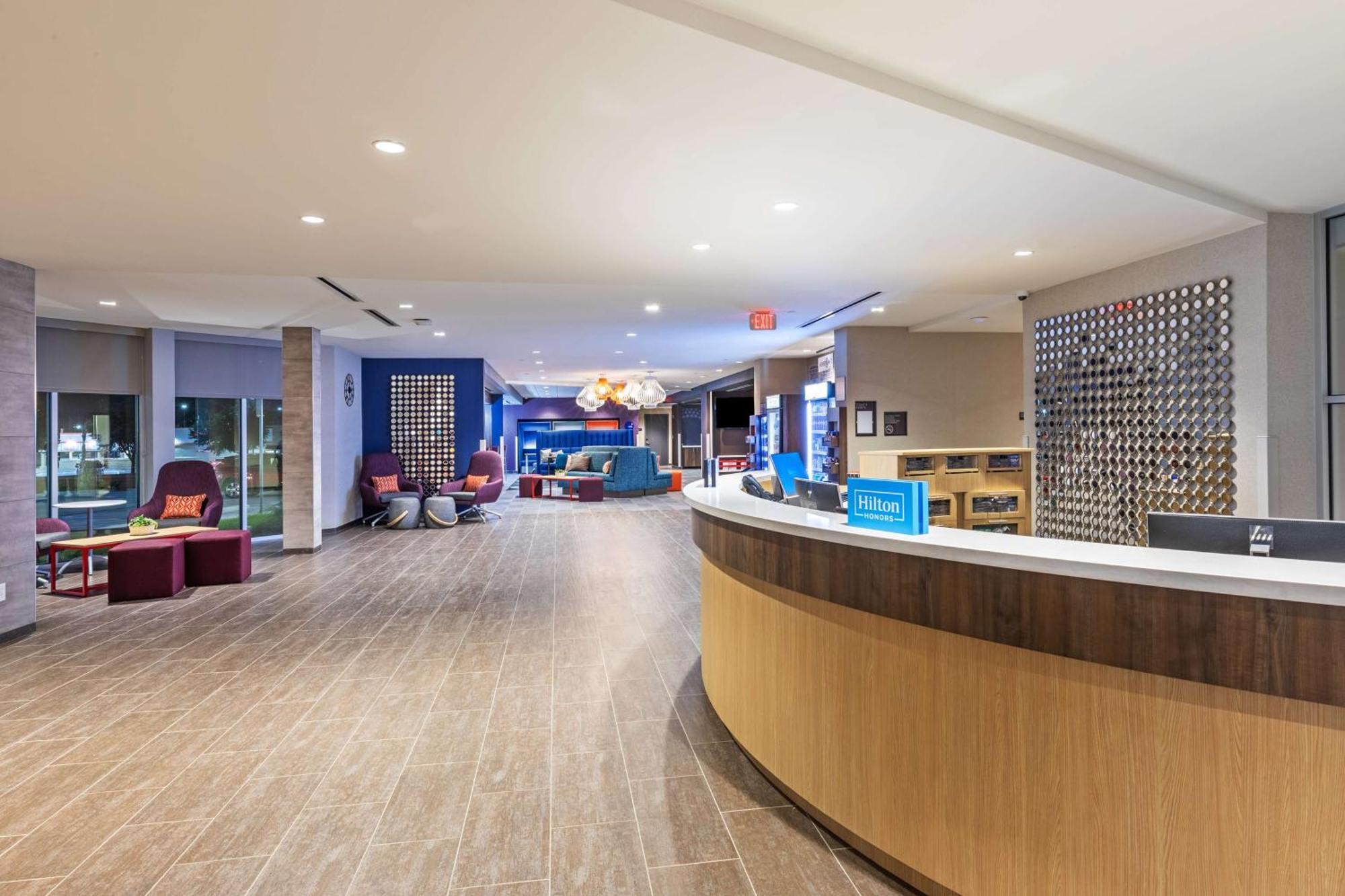 Tru By Hilton Laredo Airport Area, Tx Hotel Exterior foto